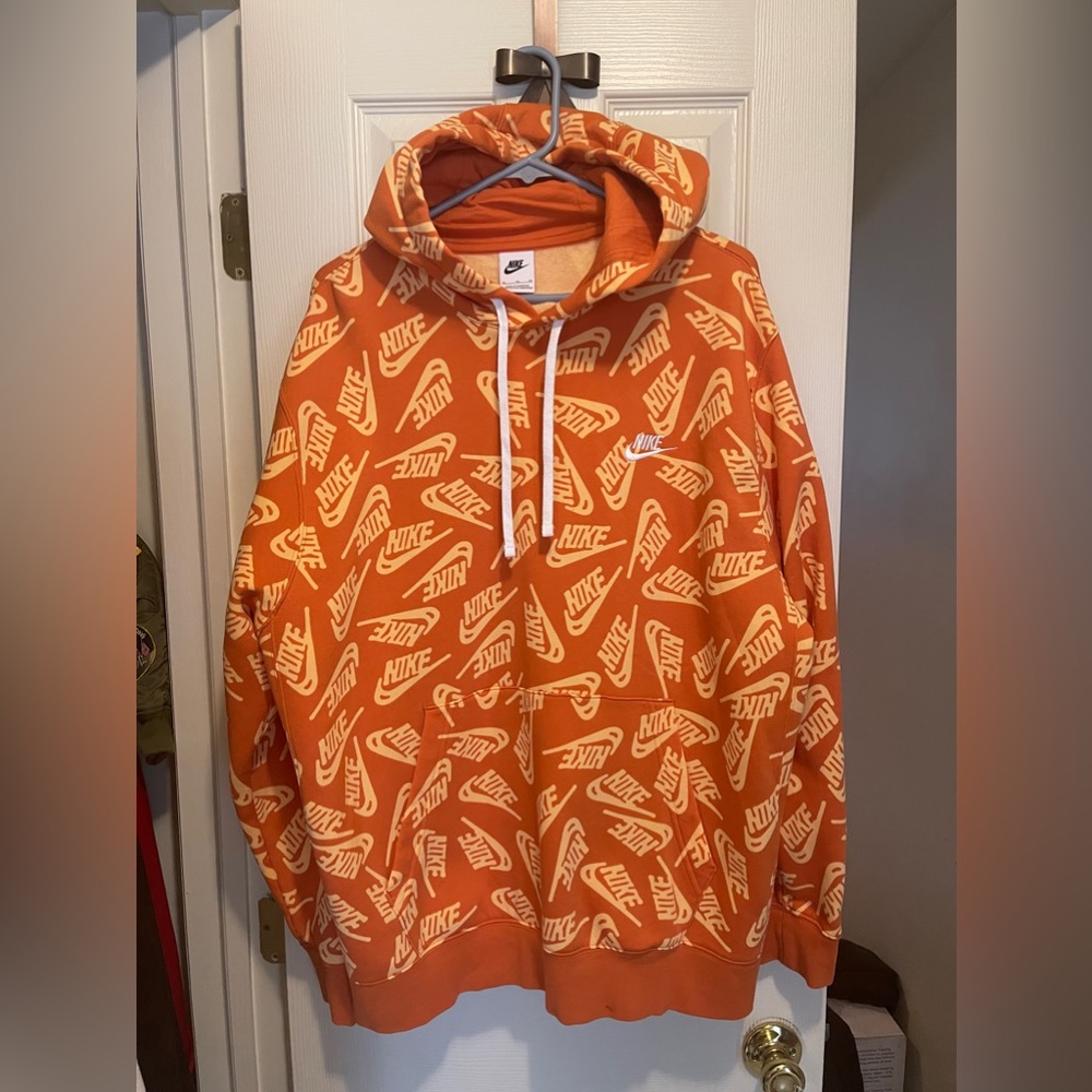 Nike All Over Print Swoosh Hoodie Orange XL